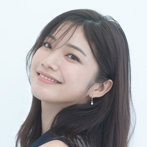 溝部ひかる