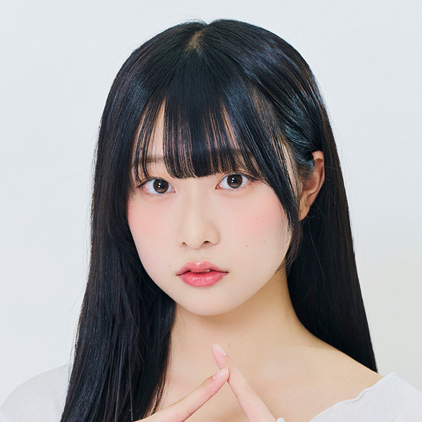 秋元優奈