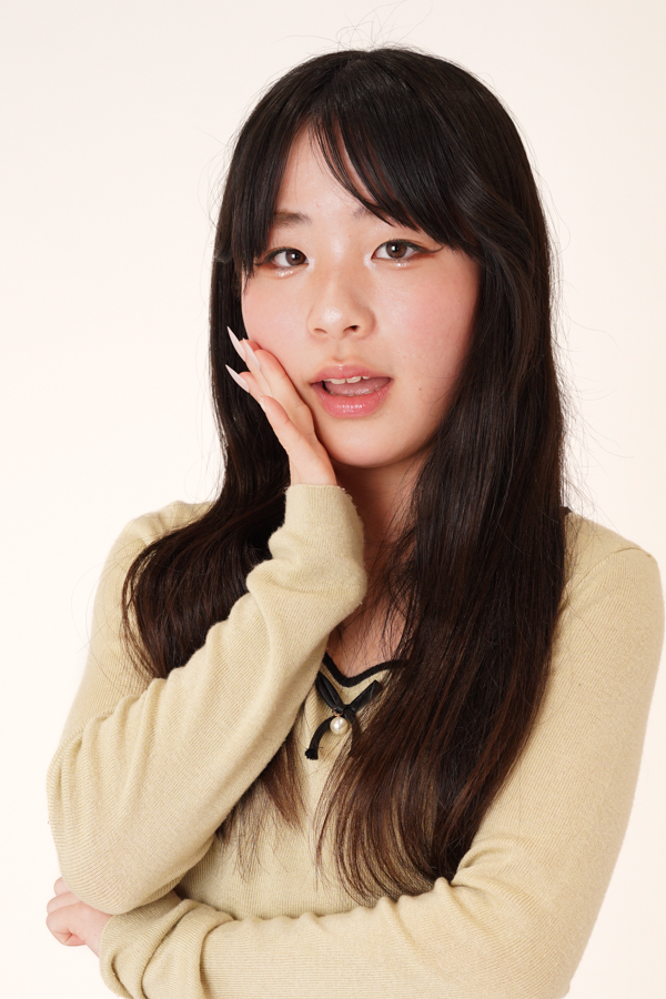 まりい