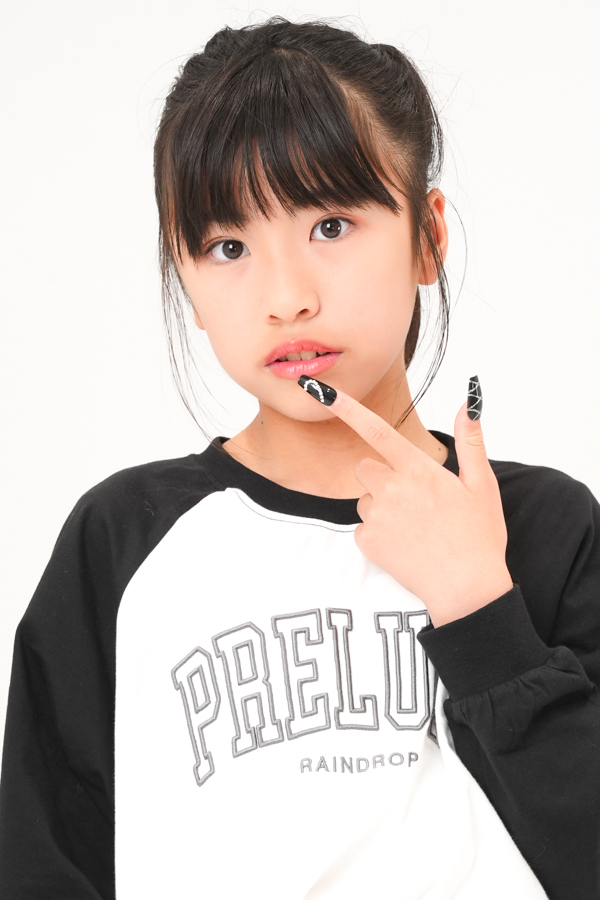 つきは