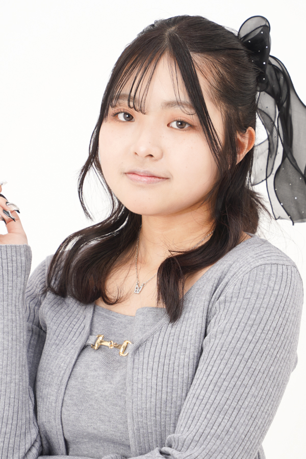 まりい