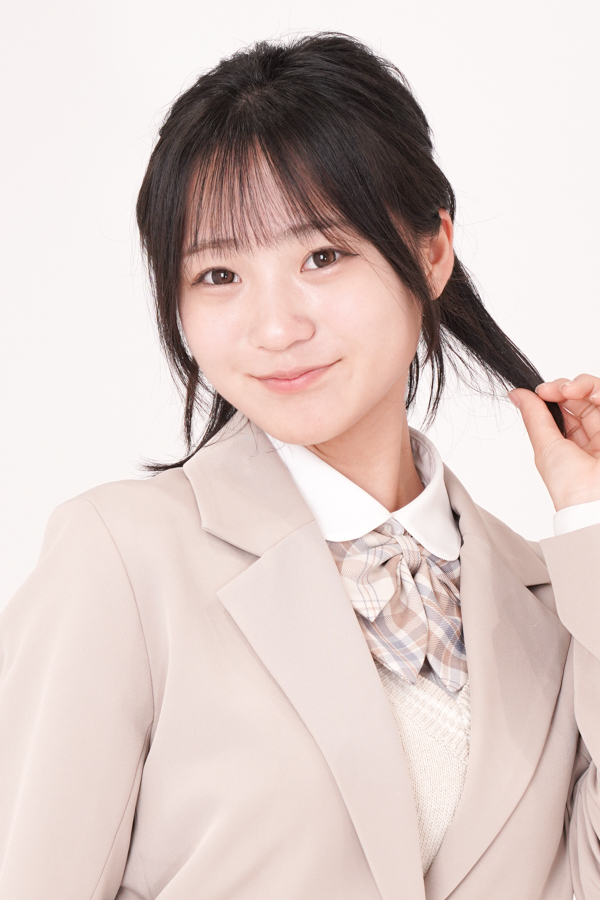 濵田 彩弥音