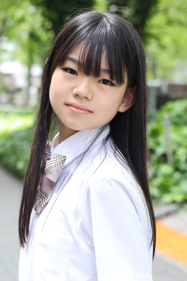鈴木優依
