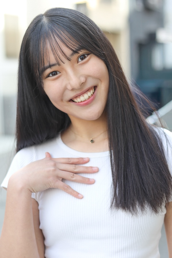 岡島　由奈