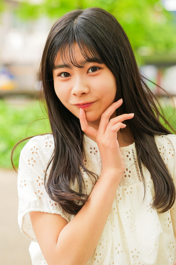 山本眞子