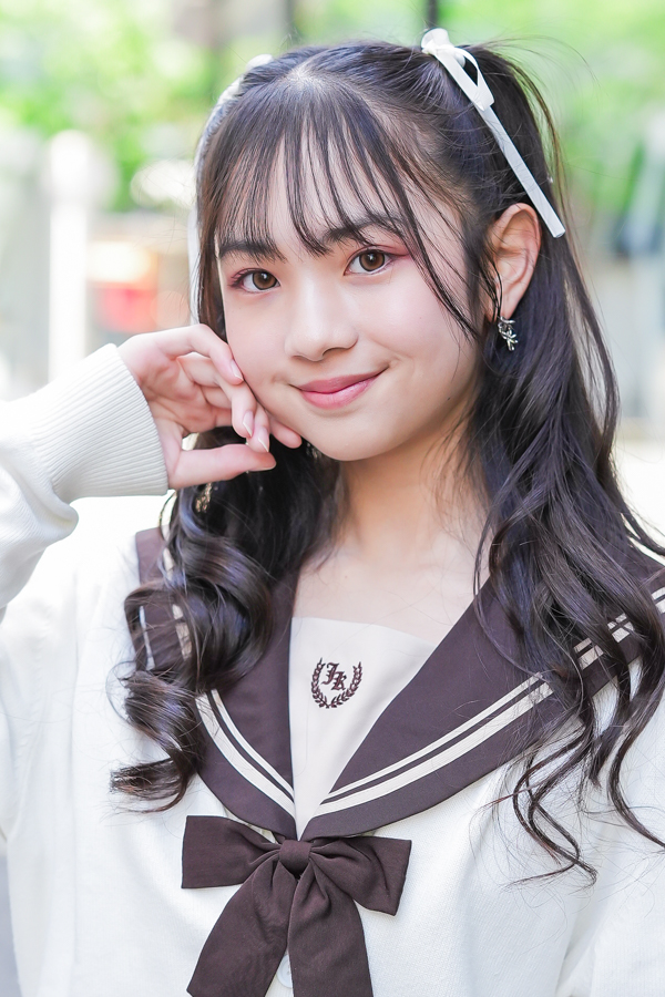 りあら