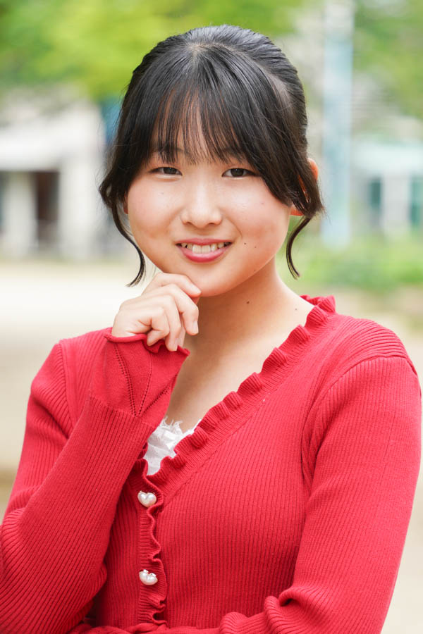 莉々彩