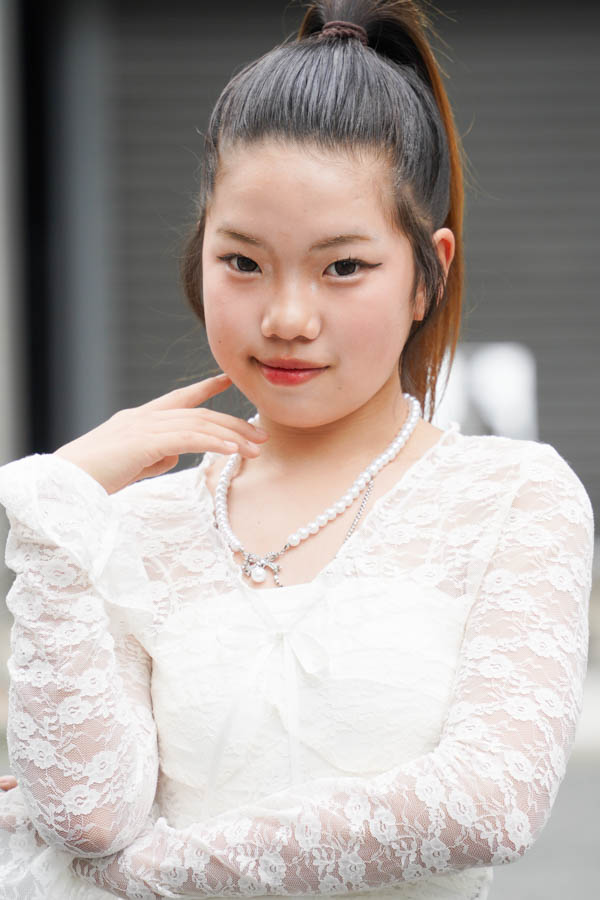 Hiona