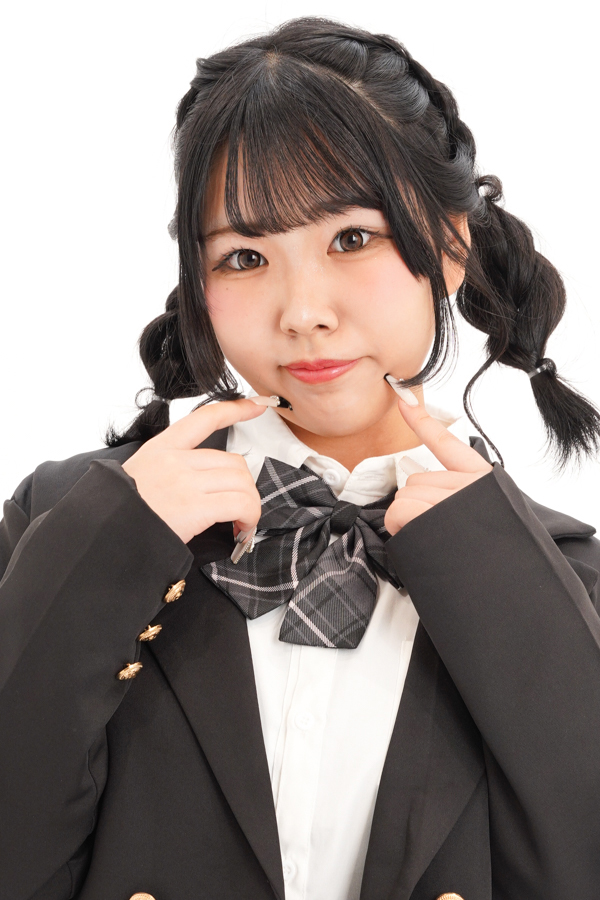 愛瀬みるあ